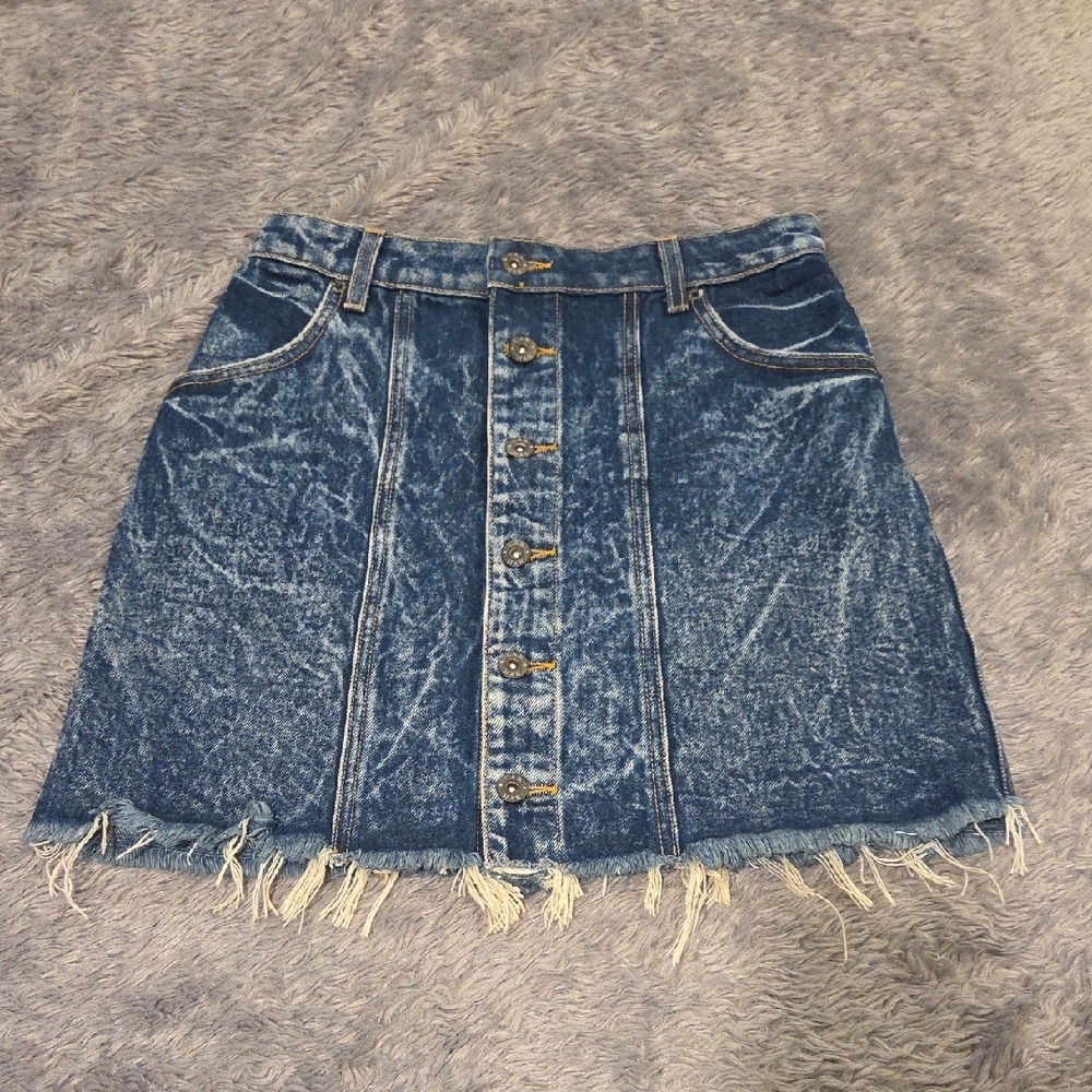 Carmar Blue Denim Frayed Mini Skirt Size 27!